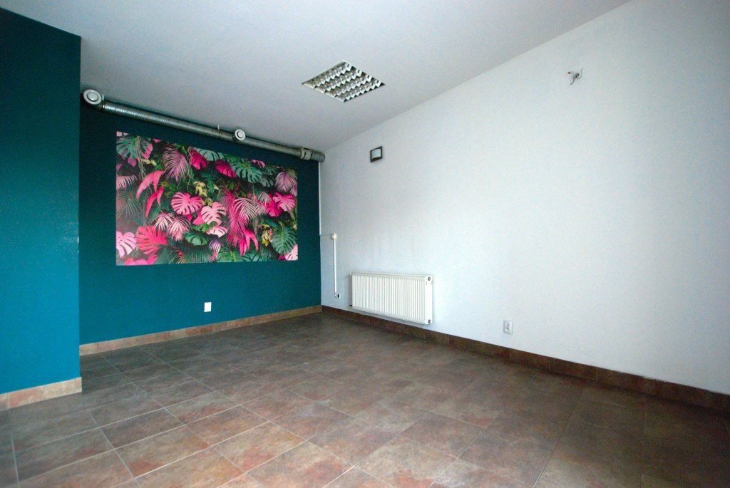 Lokal użytkowy 20 m2 przy ruchliwej ulicy w Kielcach Kielce, Czarnów  20m2 Foto 1