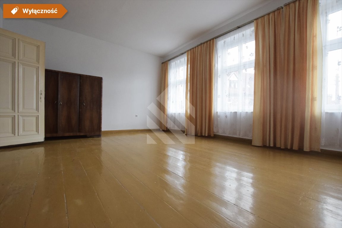 Zapraszam do obejrzenia urokliwego 2-pokojowego mieszkania z charakterem w kamienicy Koronowo  62m2 Foto 1
