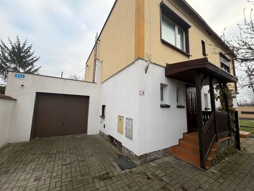 Przestronny dom 205 m² z garażem i tarasem w Lesznie Leszno, Wierzbowa  205m2 Foto 1