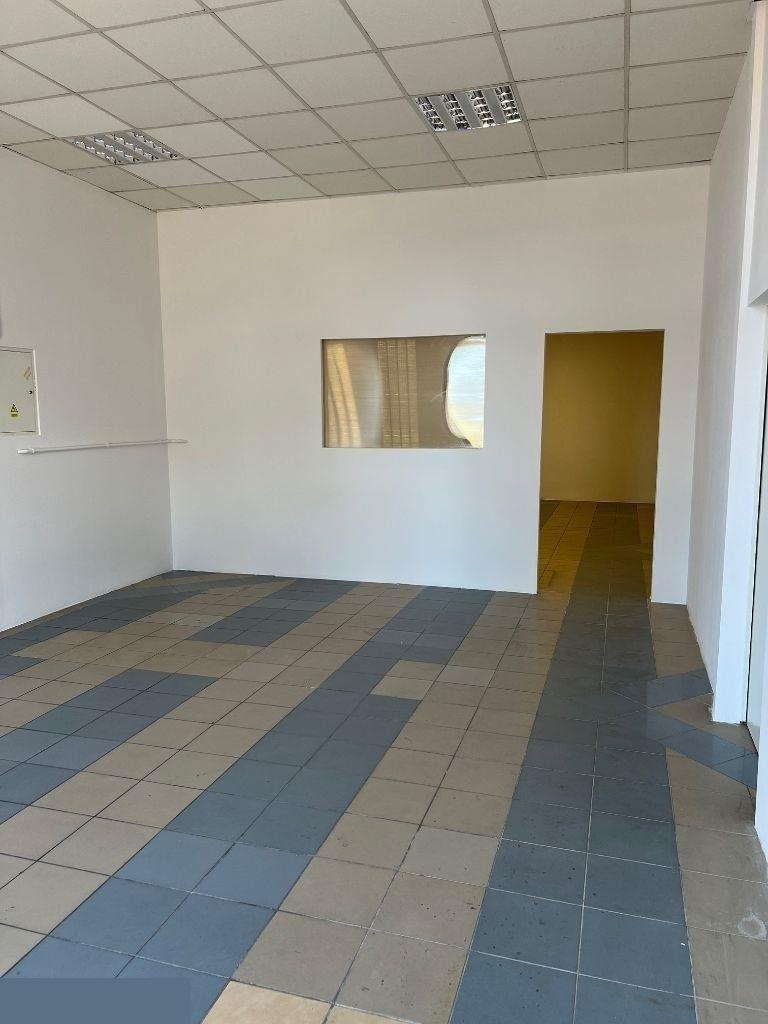 Lokal użytkowy na wynajem Nowe Bielice, Piwonii 33  70m2 Foto 2