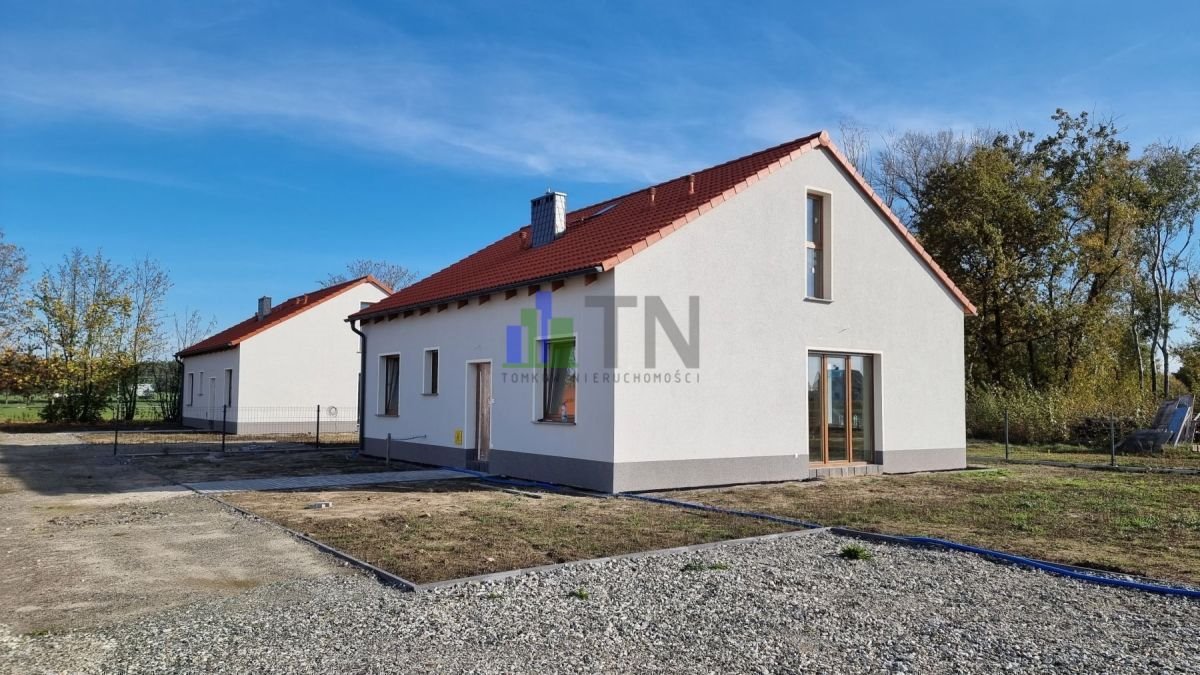 Dom na sprzedaż Miłoszyce  131m2 Foto 1