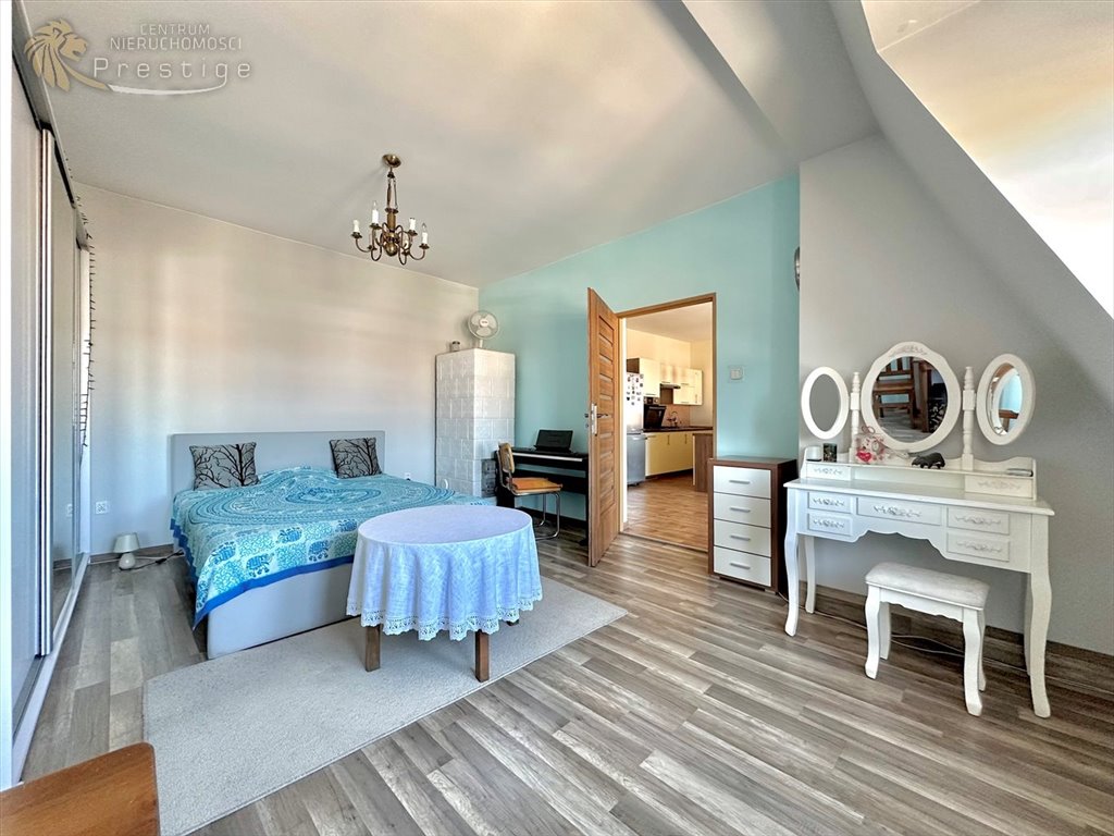 Mieszkanie dwupokojowe na sprzedaż Bytom  57m2 Foto 1