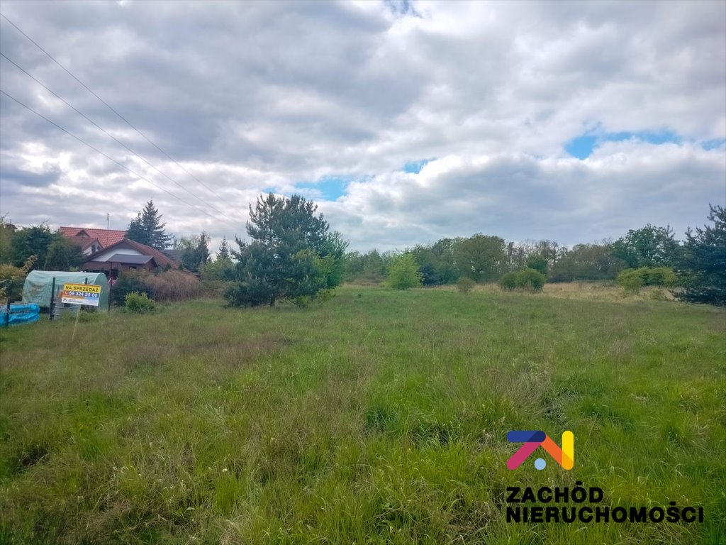 Działka budowlana na sprzedaż Zabór  1 011m2 Foto 1