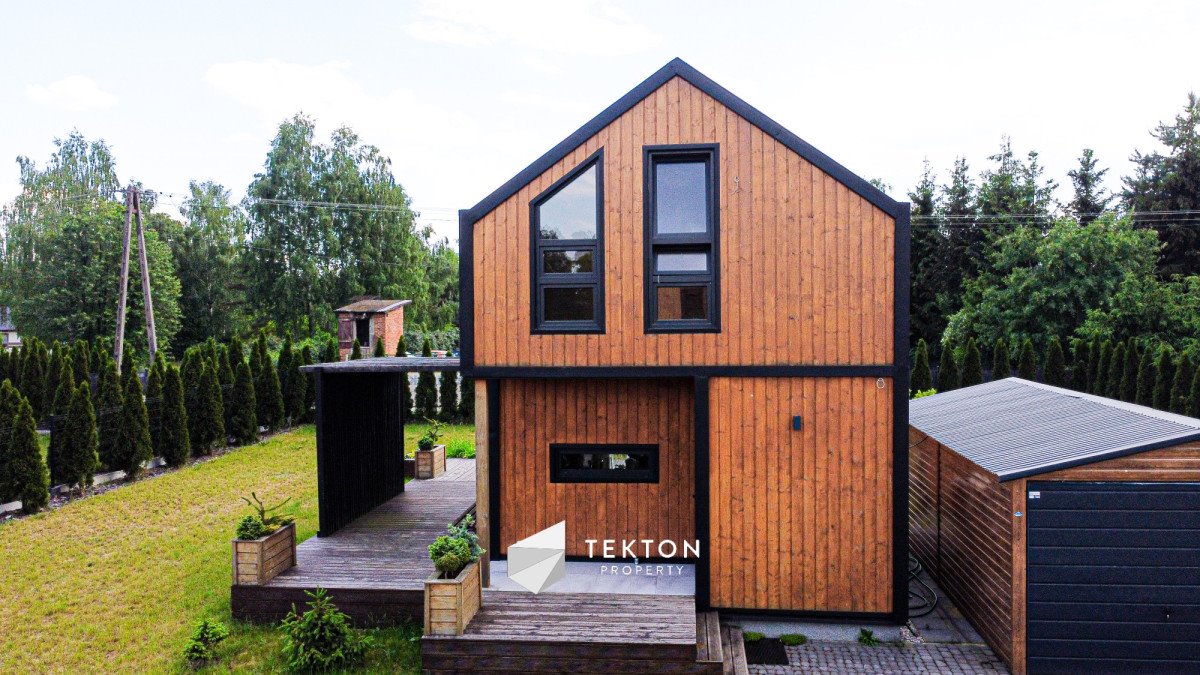 Urokliwy dom rekreacyjny 45,4 m² z tarasem i garażem Adamowo  45m2 Foto 1