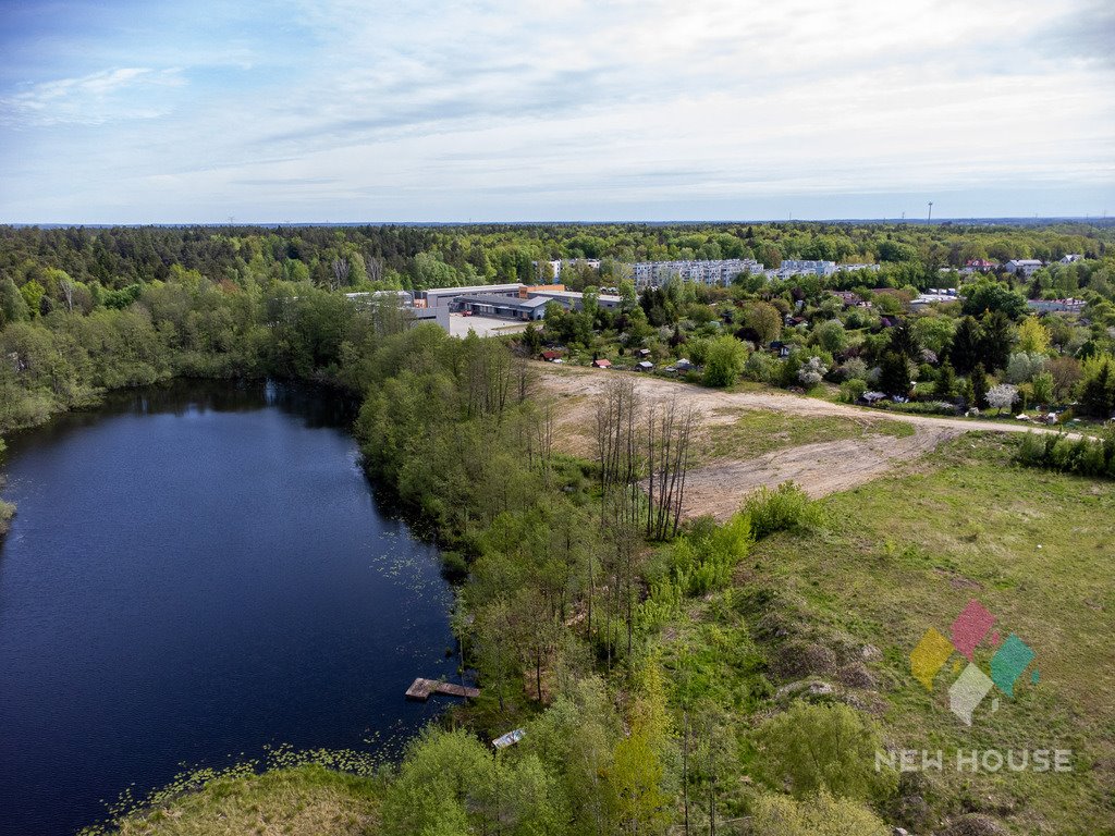 Działka przy jeziorze z możliwością zabudowy i udziałem w lesie Olsztyn, Poprzeczna  2 527m2 Foto 1