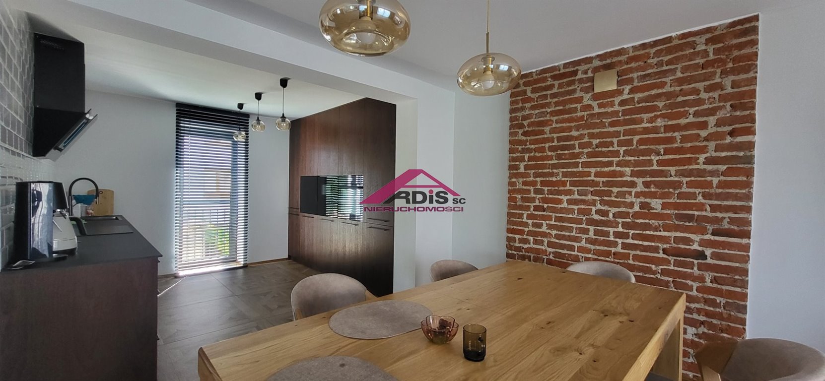 Na sprzedaż nowoczesny dom 300 m² po remoncie w Mińsku Mazowieckim Mińsk Mazowiecki, Centrum  300m2 Foto 1