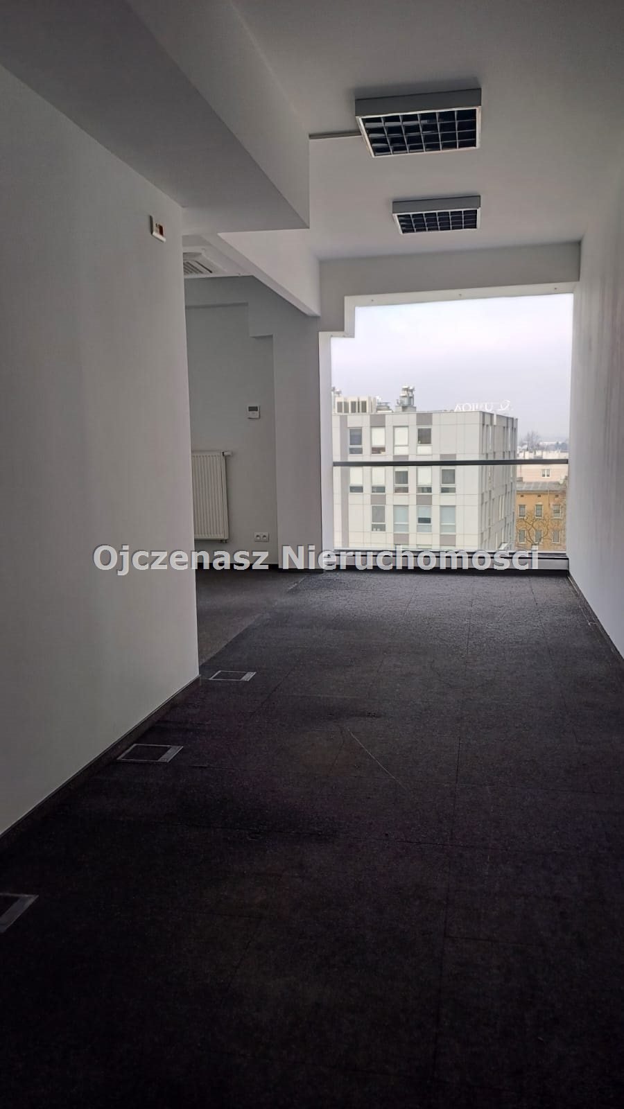 Lokal biurowy 70 m2 z windą, parking i aranżacją. Bydgoszcz, Okole  70m2 Foto 1