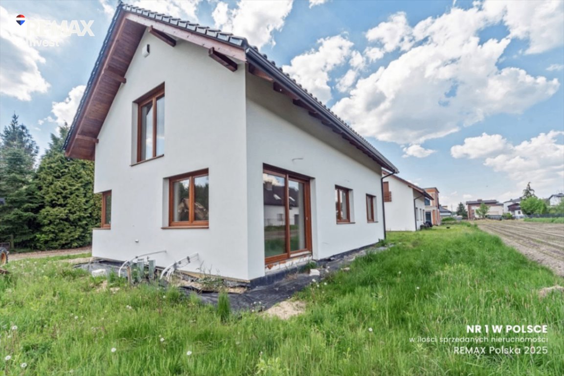 Nowoczesny dom 145 m² z dużymi przeszkleniami i zieloną okolicą Bojszowy Nowe, Cichy Kącik  145m2 Foto 1