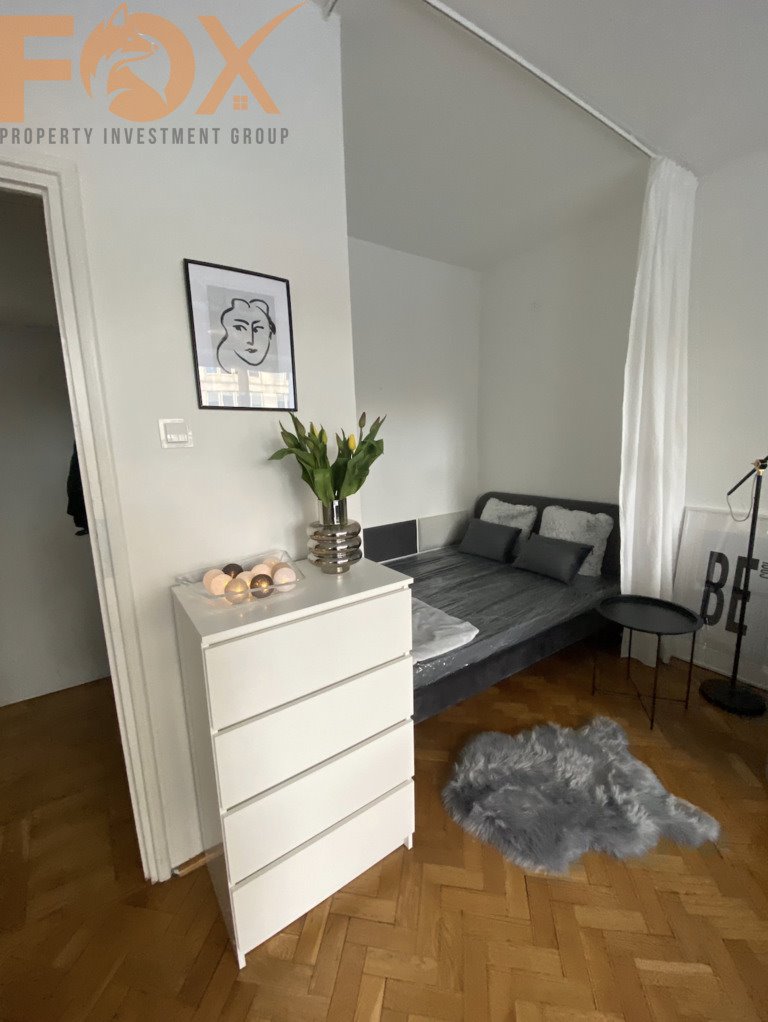 Stylowe 35 m² z dużym tarasem w centrum Warszawy Warszawa, Śródmieście, Krucza  35m2 Foto 1