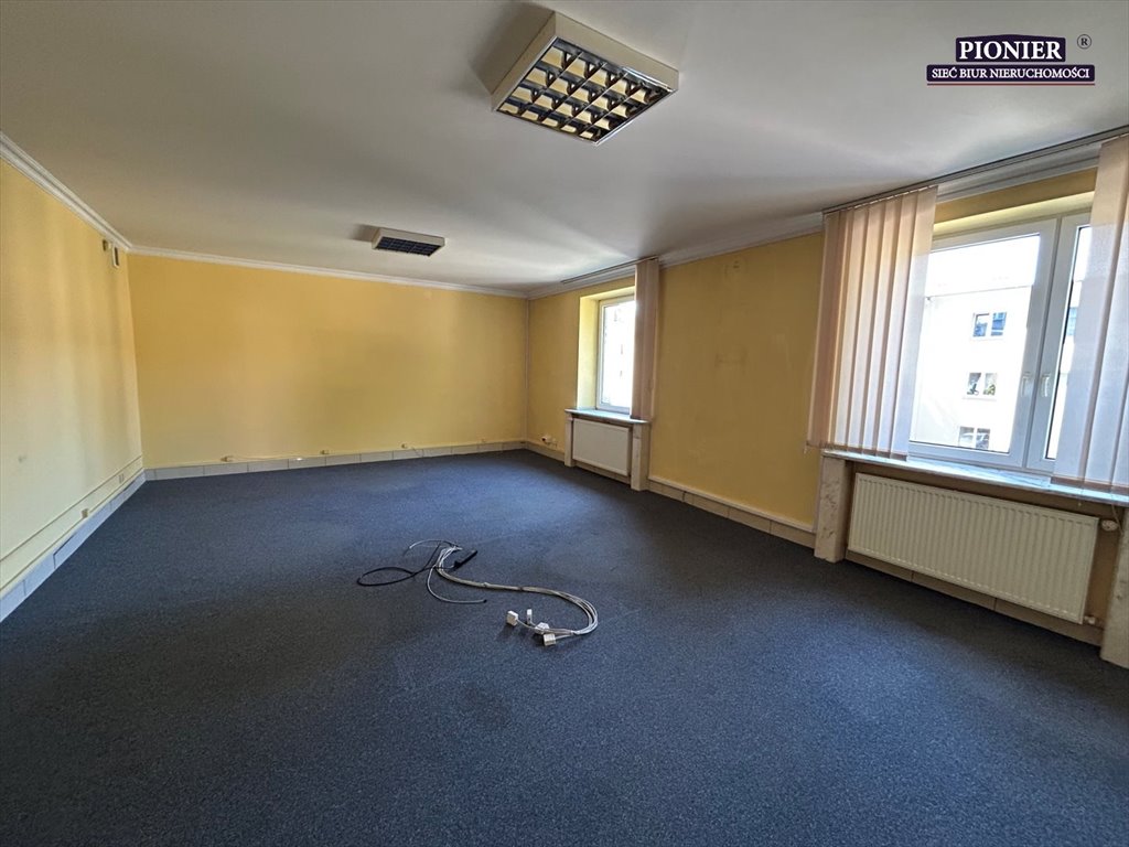 Wynajmę nowoczesne biuro 69,5 m² z klimatyzacją i parkingiem Katowice  70m2 Foto 1