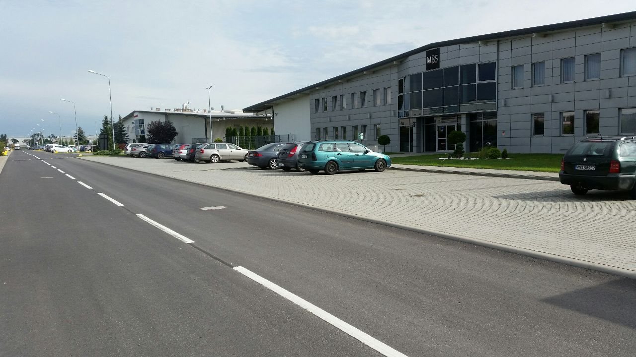 Lokal użytkowy na wynajem Sady 4 212m2 Foto 1 Lokal użytkowy na wynajem Sady 4 212m2 Foto 1