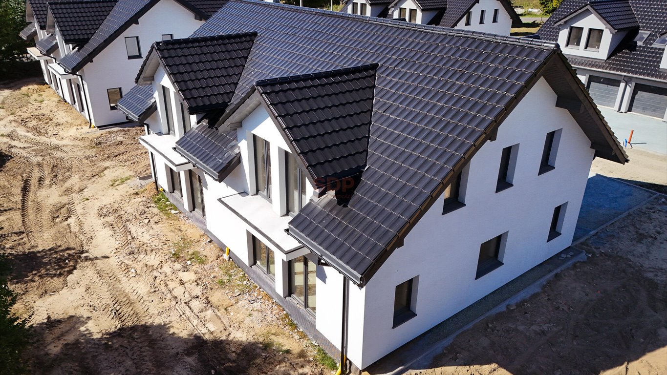 Dom bliźniak w Dobroszowie Oleśnickim, 120,58 m2, ogród Dobroszów Oleśnicki  121m2 Foto 1