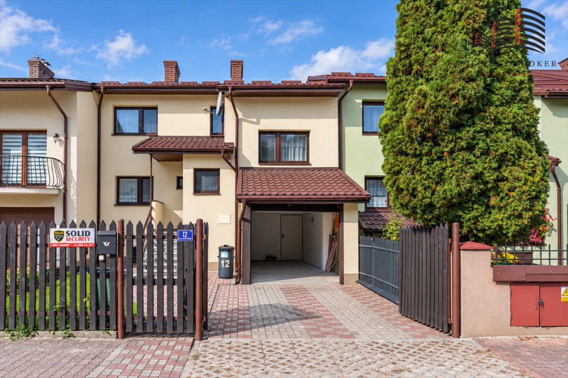 Polecam funkcjonalny dom 210 m² z antresolą, garażem i ogrodem Opole Lubelskie, Krzywe Koło  210m2 Foto 1