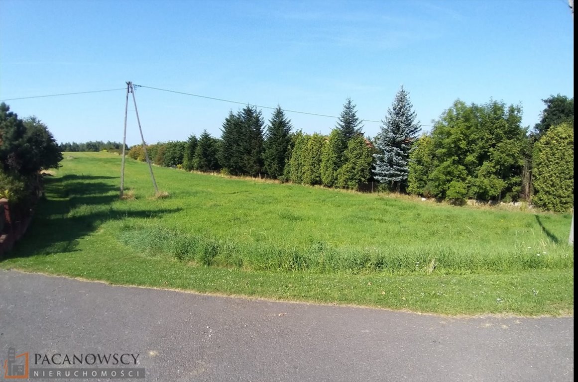 Działka budowlana w Bębło, 1410 m², media, linia zabudowy Bębło  1 410m2 Foto 1