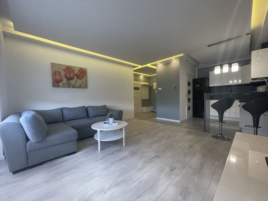 Mieszkanie dwupokojowe na wynajem Bielsko-Biała, Siewna  50m2 Foto 1