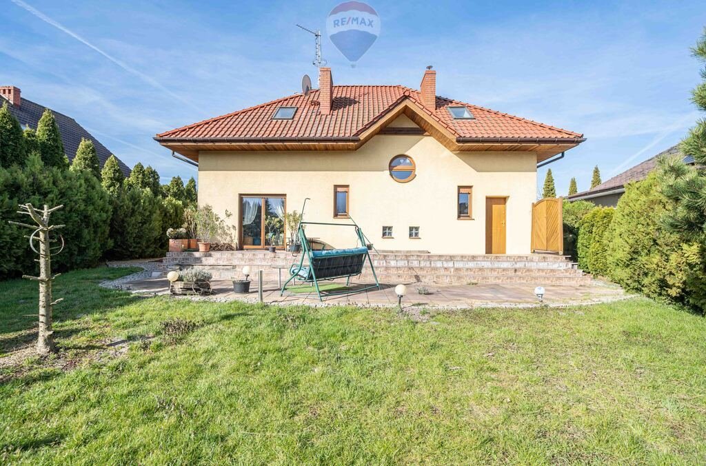 Dom na sprzedaż Kiekrz, Różana  248m2 Foto 1