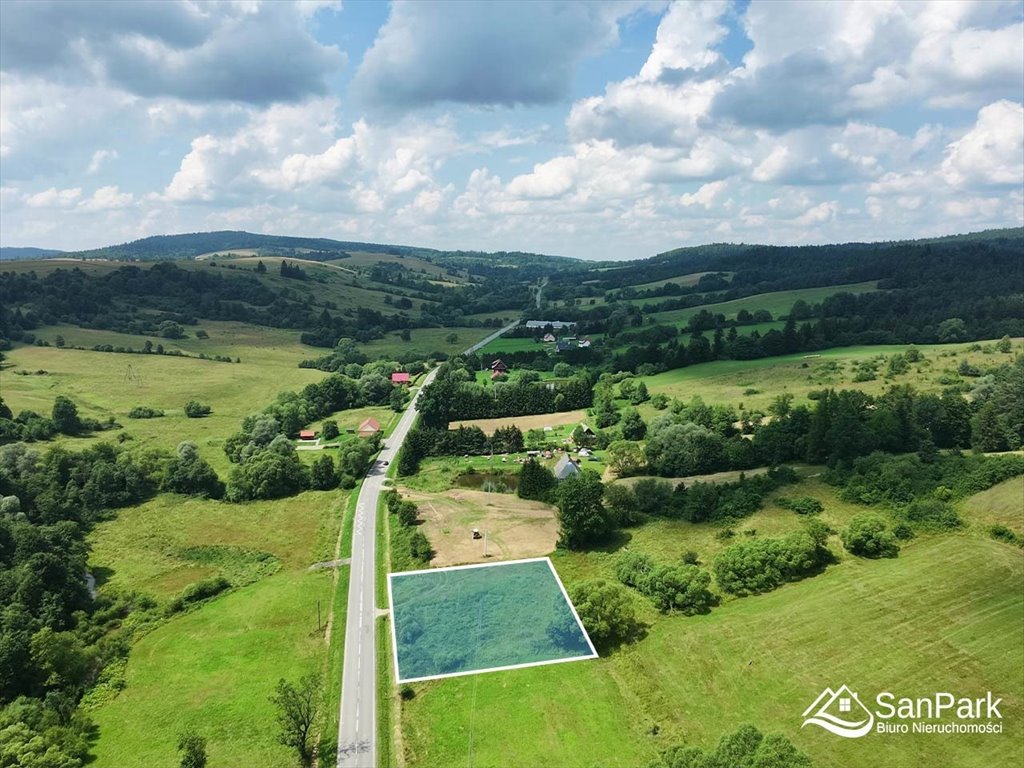 Sprzedam działkę inwestycyjną z pozwoleniem na biuro w Bieszczadach Liskowate  2 024m2 Foto 1
