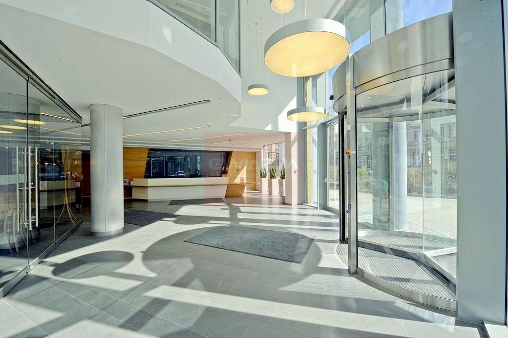 Nowoczesne biuro 181 m² w centrum Warszawy z klimatyzacją Warszawa, Śródmieście  181m2 Foto 1