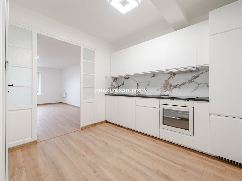 Polecam stylowe 3-pokojowe mieszkanie 50 m² w centrum Skawiny Skawina, Żwirki i Wigury  50m2 Foto 1