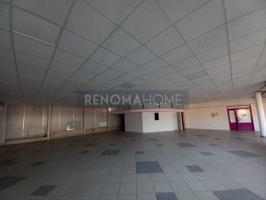 Lokal użytkowy na wynajem Świdnica  450m2 Foto 1