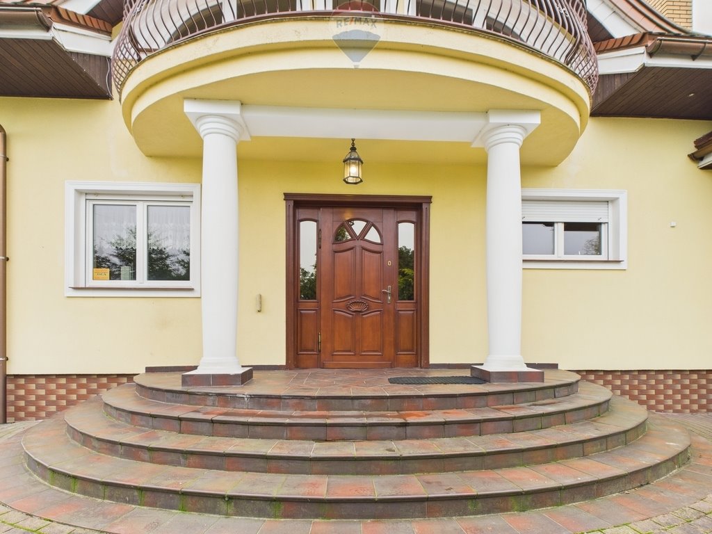 Ekskluzywna willa 307 m² na 2,5 ha w Starej Białej Stara Biała  308m2 Foto 1