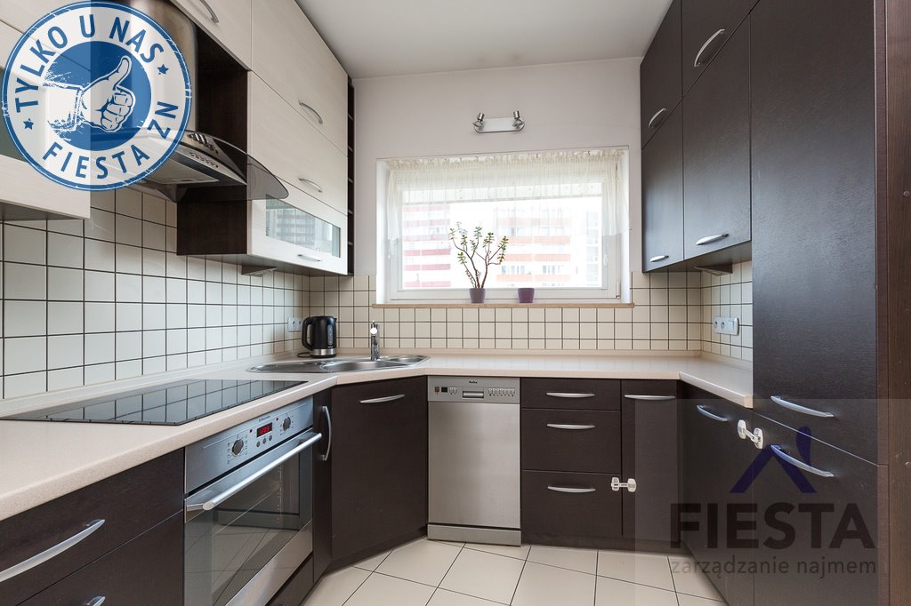 Na wynajem przestronne 2-pokojowe mieszkanie 46 m² z garażem w Warszawie Warszawa, Praga-Południe, Kobielska  46m2 Foto 1