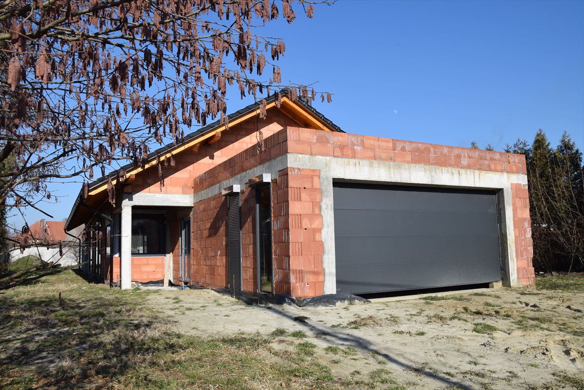 Nowoczesny dom 165 m2 z garażem i lasem w Miedzianej Miedziana, Łowiecko  165m2 Foto 1