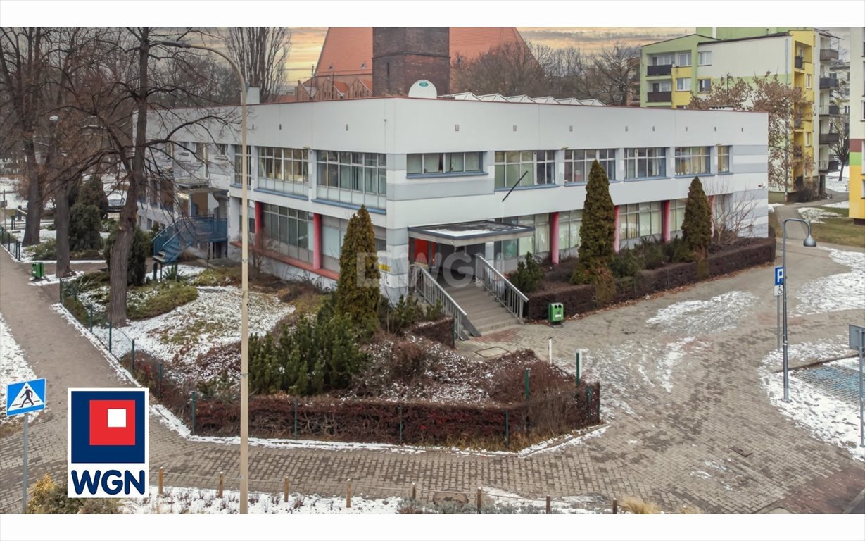 Lokal usługowy 1243 m2 z długoletnim najmem i wysokim standardem Lubin, Odrodzenia  1 243m2 Foto 1