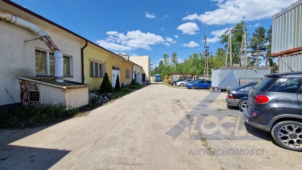 Sprzedam magazyn z wyposażoną stolarnią 874 m² w Sulejówku Sulejówek  875m2 Foto 1