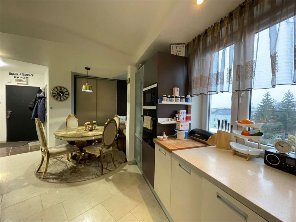 Polecam przestronne 4-pokojowe mieszkanie 91 m² z garażem Radom Radom, Śródmieście, Mariacka  91m2 Foto 1