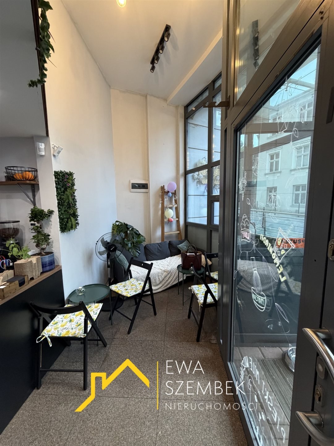 Lokal gastronomiczny 13 m2 z witryną na Podgórzu Kraków, Podgórze, Stare Podgórze, Kalwaryjska  13m2 Foto 1