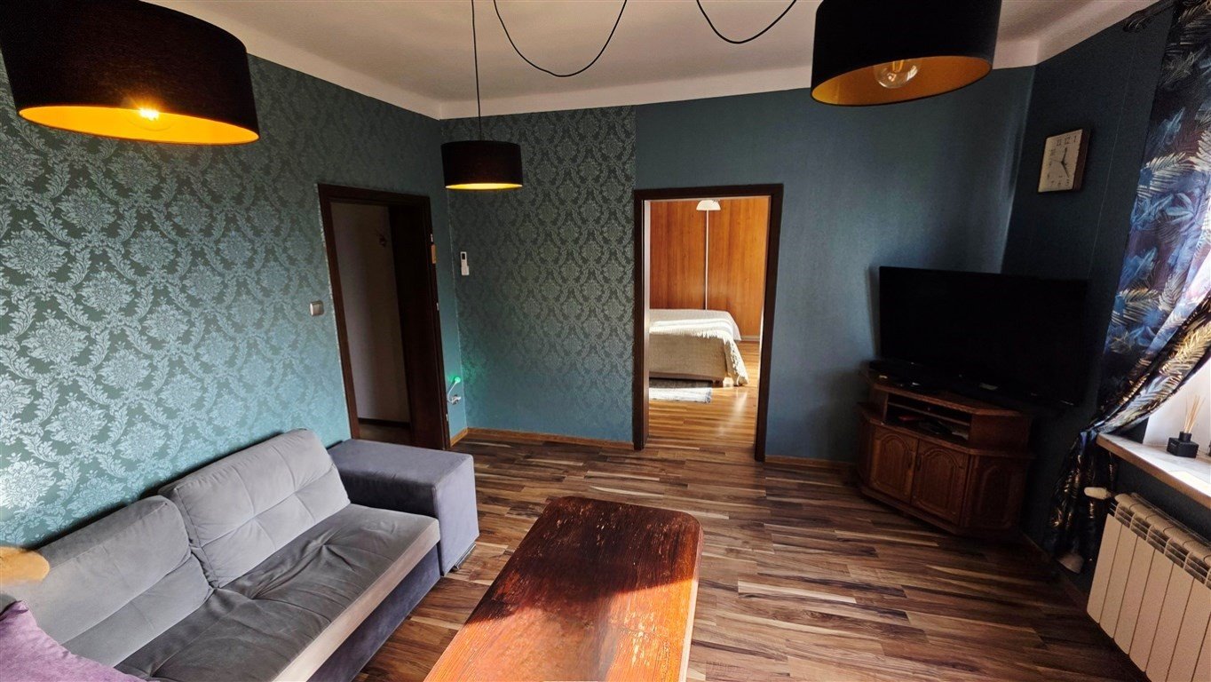 Dom z potencjałem, 7 pokoi, garaż i duża działka Wodzisław Śląski, Oraczy  170m2 Foto 1