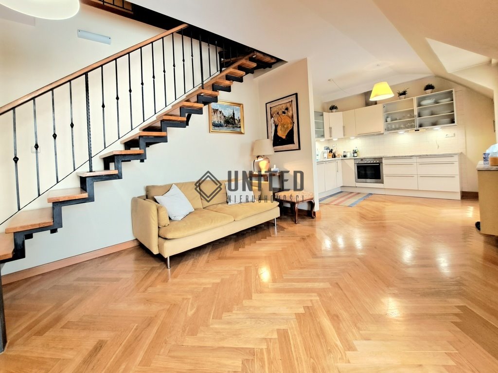 Dwupoziomowe 3 pokoje z loggią i garażem na Partynicach Wrocław, Partynice, Partynice  77m2 Foto 1