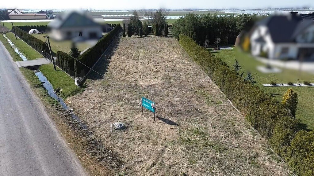 Działka w Pokrzywnicy z budynkiem i mediami – idealna pod dom Pokrzywnica  2 330m2 Foto 1