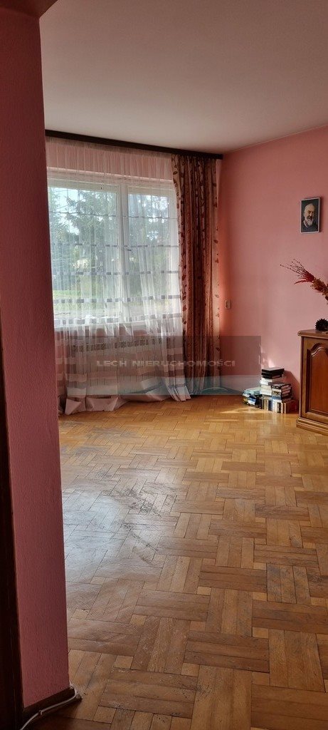 Polecam przestronny dom 170 m² w Markach z 5 pokojami Marki, Fabryczna  170m2 Foto 1