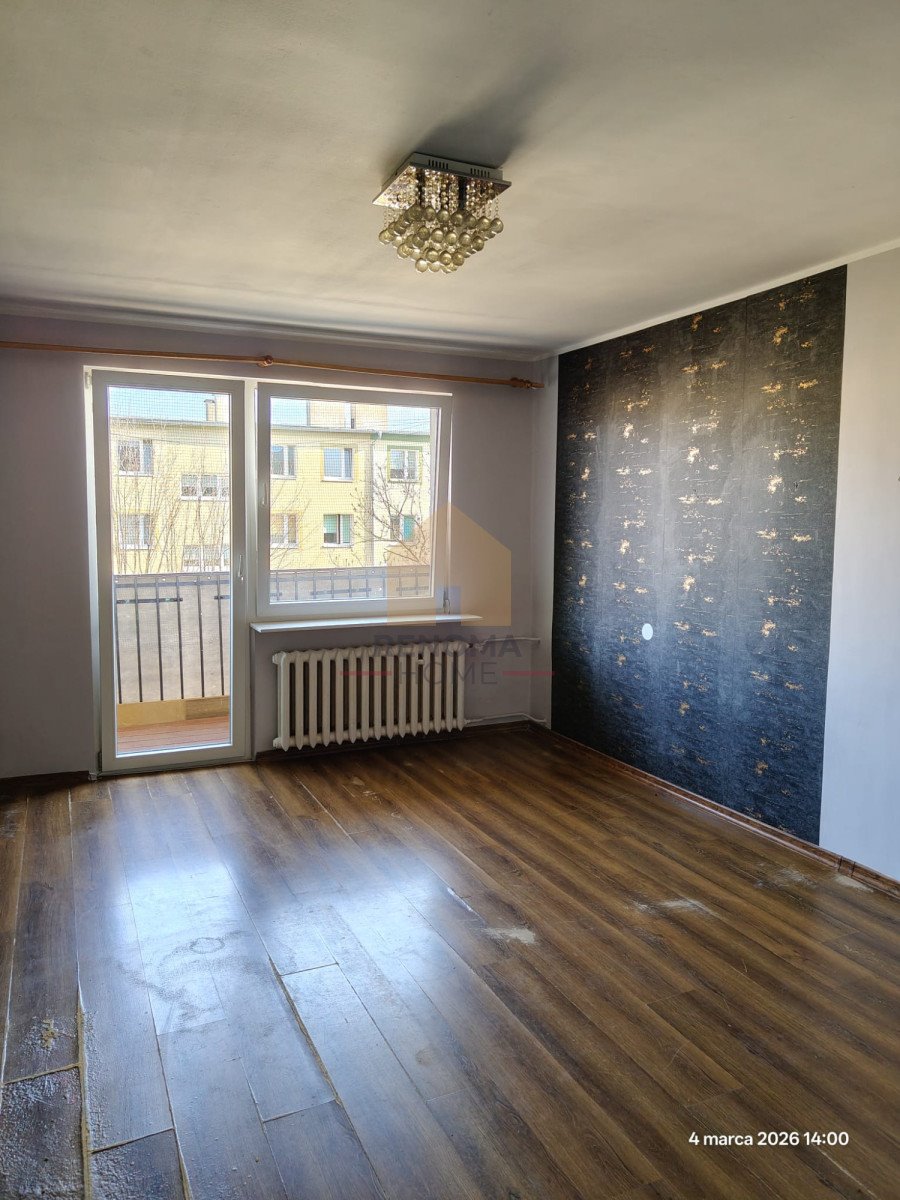 2-pokojowe mieszkanie do remontu z balkonem na Osiedlu Młodych Świdnica  41m2 Foto 1