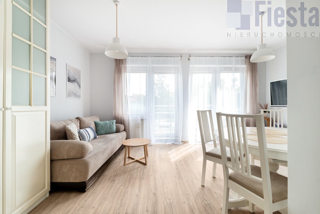Mieszkanie trzypokojowe na wynajem Gdynia, Dąbrowa, Rdestowa  60m2 Foto 2