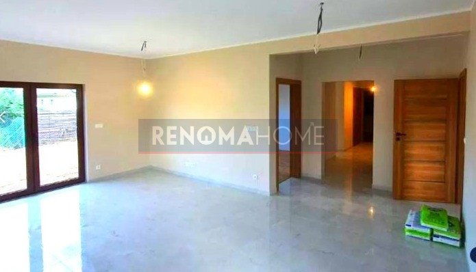 Nowoczesny dom 180 m² z dużą działką i garażami Pszenno  180m2 Foto 1