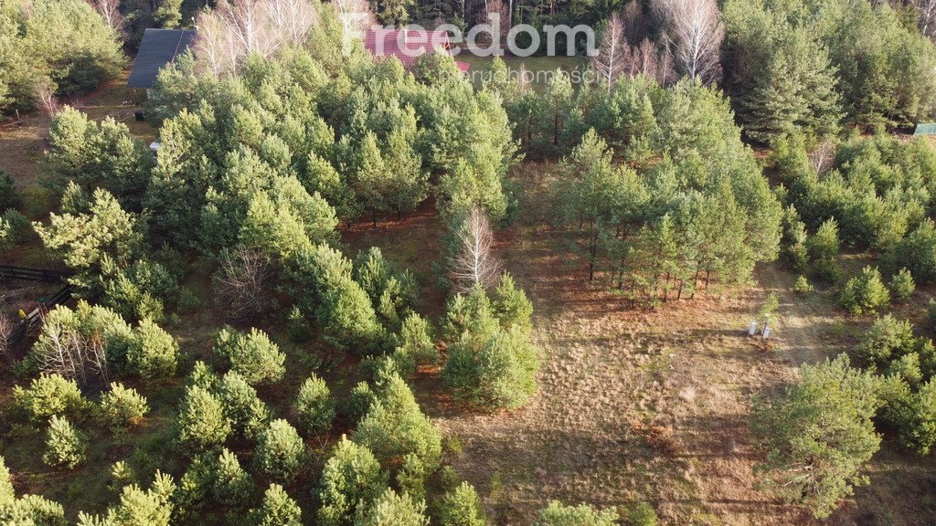 Działka budowlana na sprzedaż Karwica  1 400m2 Foto 1