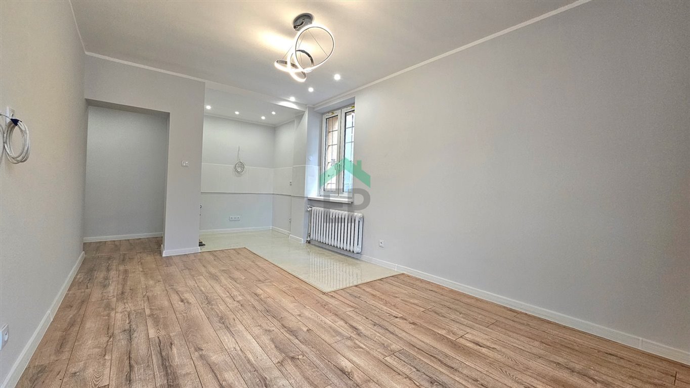 Mieszkanie dwupokojowe na sprzedaż Częstochowa, Centrum  39m2 Foto 1