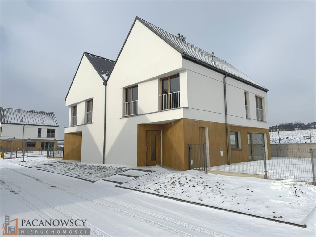 Nowoczesny dom bliźniak z tarasem i garażem w Maszycach Maszyce  178m2 Foto 1