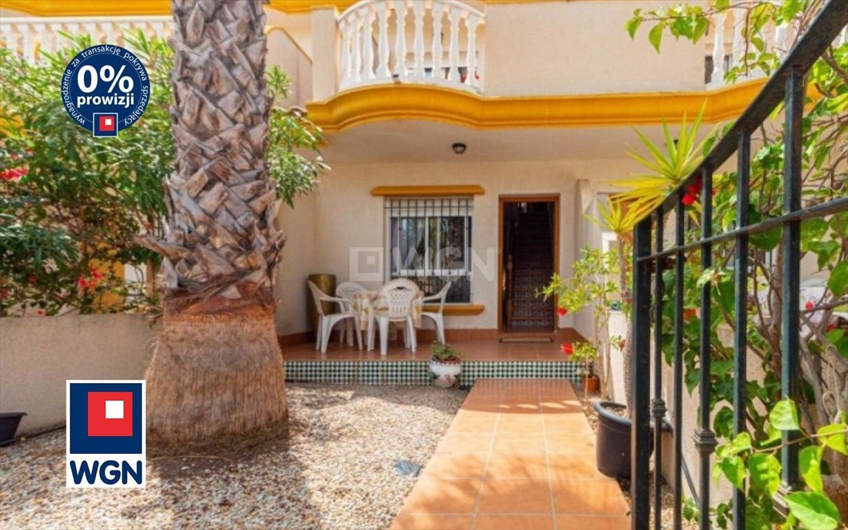 Dom z tarasem i solarium blisko plaży w Cabo Roig Hiszpania, Orihuela Costa, Aldeas de Aguamarina  72m2 Foto 1