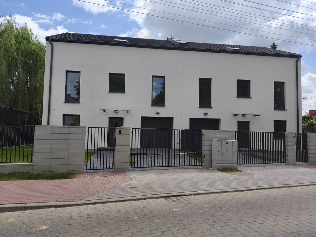 Nowoczesny dom 199 m² z garażem, tarasem i ogrodem Świdnik, Partyzantów  199m2 Foto 1