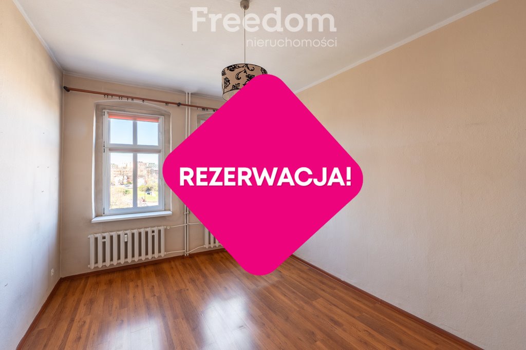 Mieszkanie trzypokojowe na sprzedaż Zabrze, pl. Plac Warszawski  72m2 Foto 2