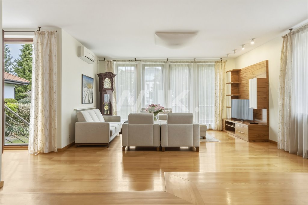 Wynajem domu 400m2 z sauną i gabinetem w Wilanowie Warszawa  400m2 Foto 1