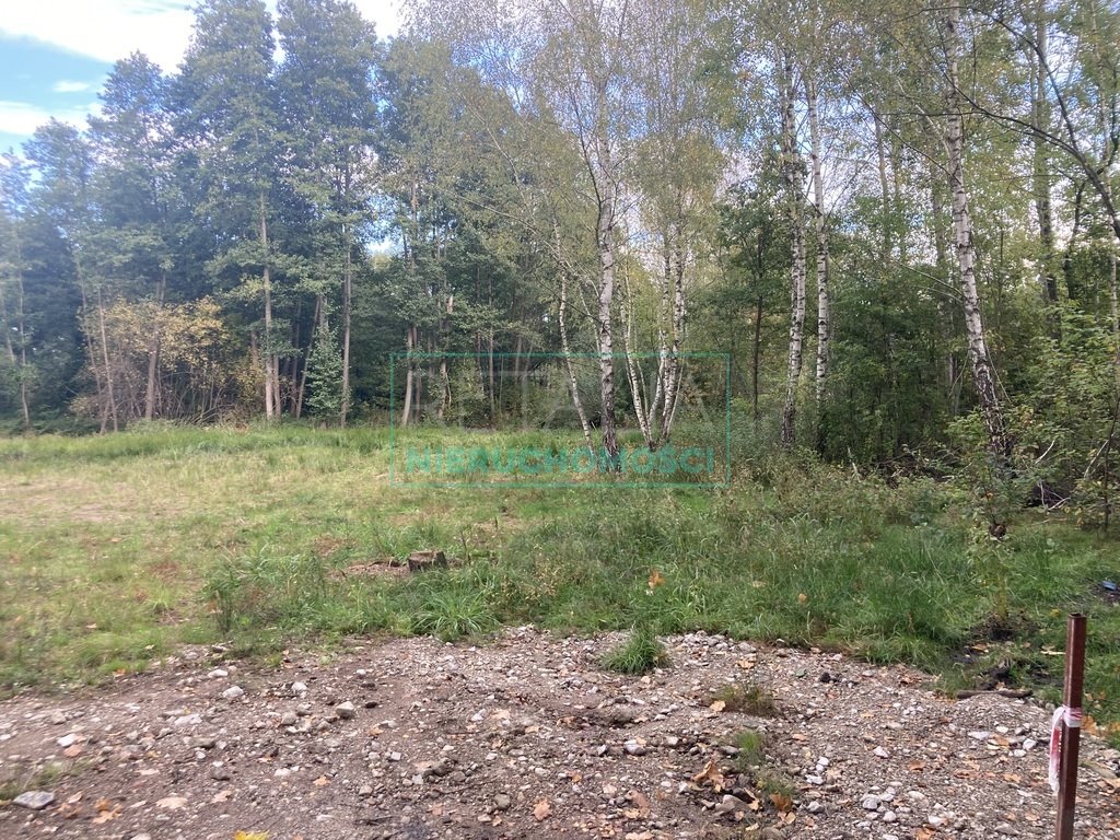 Działka 1535 m² z warunkami zabudowy i zielonym otoczeniem Kady  1 535m2 Foto 1