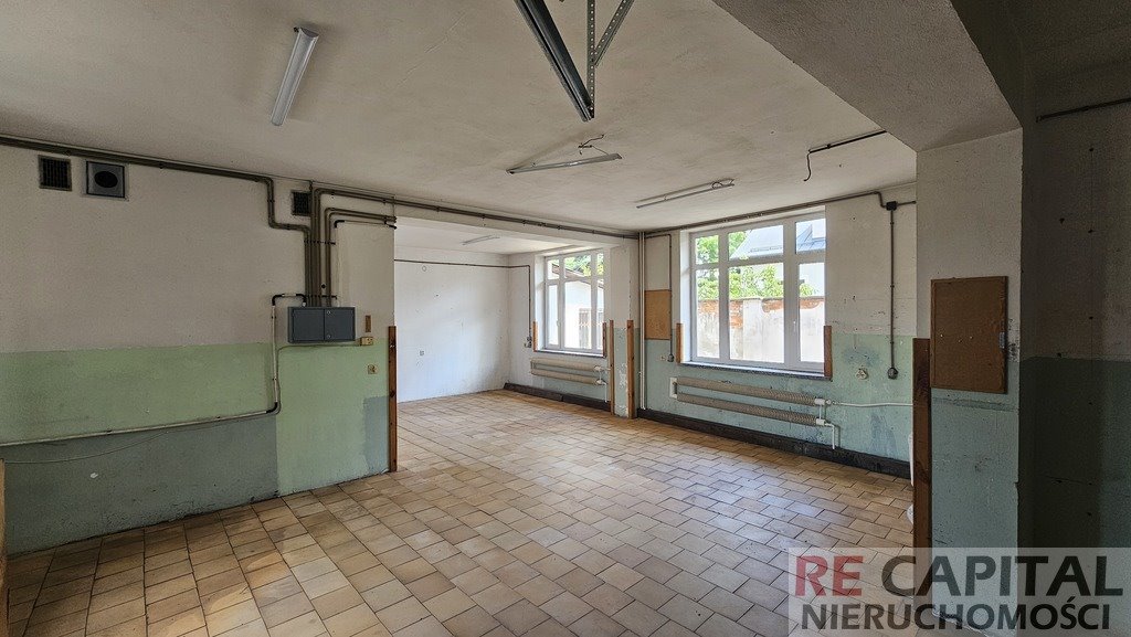 Lokal użytkowy na wynajem Blizne Jasińskiego  220m2 Foto 3