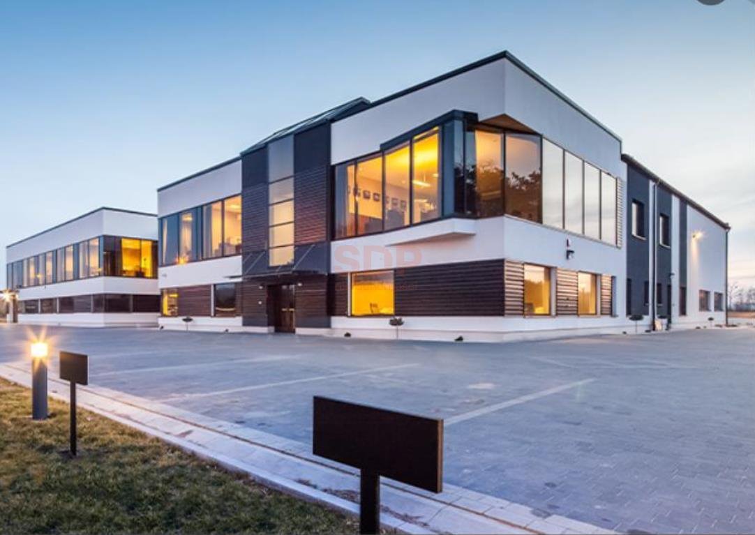 Lokal użytkowy na sprzedaż Ostrzeszów  11 015m2 Foto 1