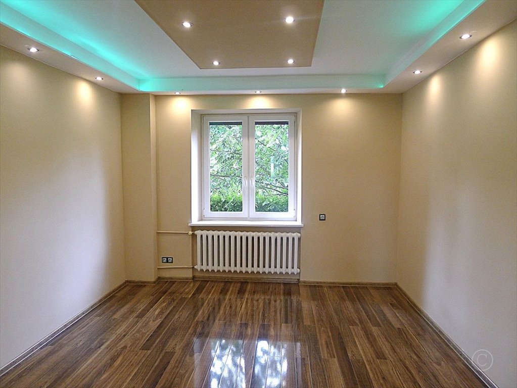 Nowoczesne 2-pokojowe mieszkanie po remoncie, gotowe do wynajęcia Zgierz  47m2 Foto 1