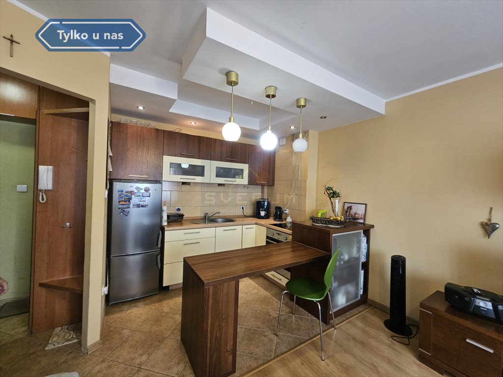 Mieszkanie dwupokojowe na sprzedaż Częstochowa, Śródmieście  38m2 Foto 1